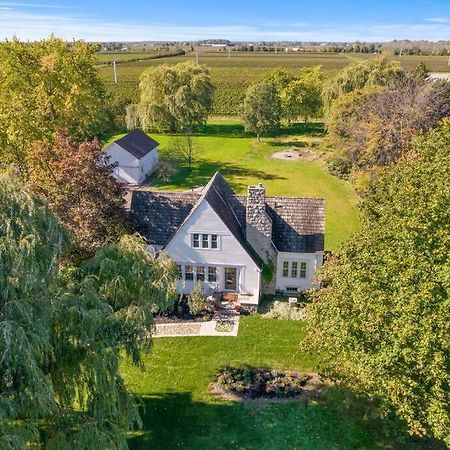 Waterfront Niagara-On-The-Lake Farmhouse On A Vineyard Vila Exterior foto