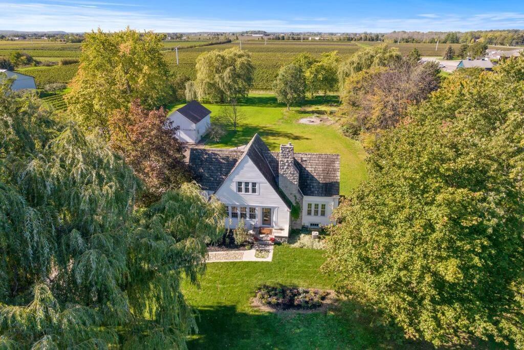 Waterfront Niagara-On-The-Lake Farmhouse On A Vineyard Vila Exterior foto